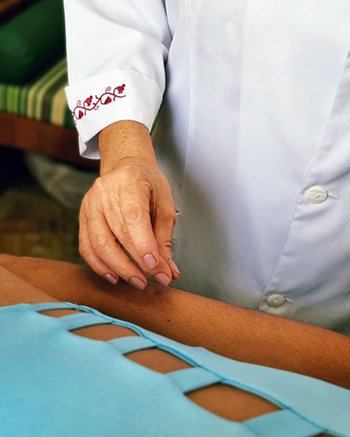 Descubra o poder de tratamentos que não apenas aliviam a dor, mas também restauram a vitalidade. Viva plenamente, sem restrições!